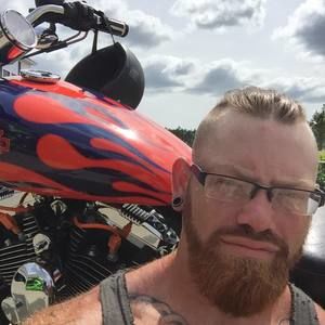 Meet your Posher, Christopher